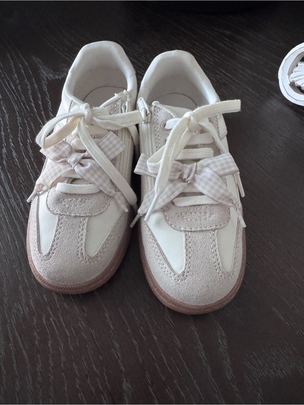 Zara Kids Girls Cream and Gum Sole Lace-Up Sneakers with Gingham Bow - Picture 3 of 11